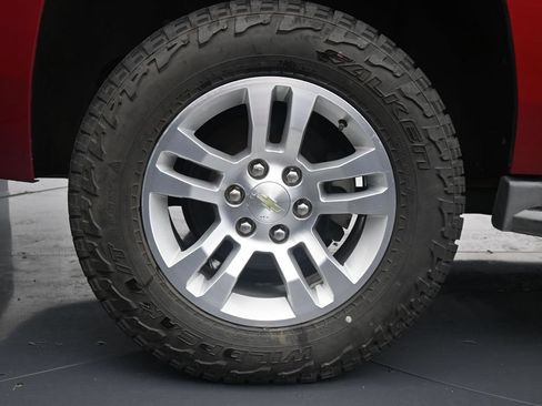 Used 2015 Chevrolet Tahoe LT w/ Luxury Package AWD/4WD image 10
