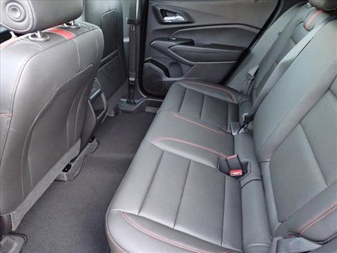 New 2026 Chevrolet Trax RS w/ Sunroof Package image 9