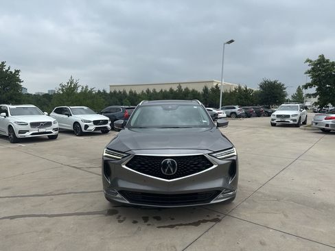 Used 2022 Acura MDX SH-AWD w/ Advance Package image 2