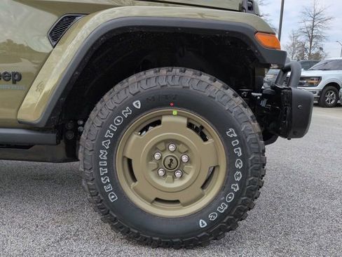 New 2026 Jeep Gladiator Sport image 10