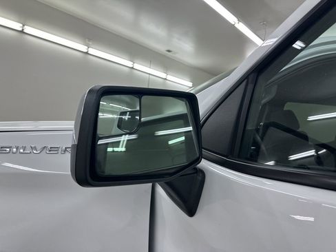 Certified 2023 Chevrolet Silverado 1500 LT image 17