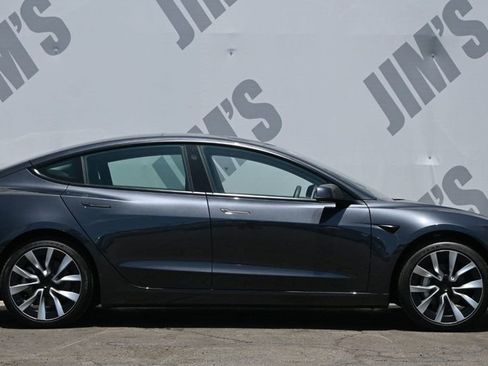 Used 2025 Tesla Model 3 Long Range RWD image 4