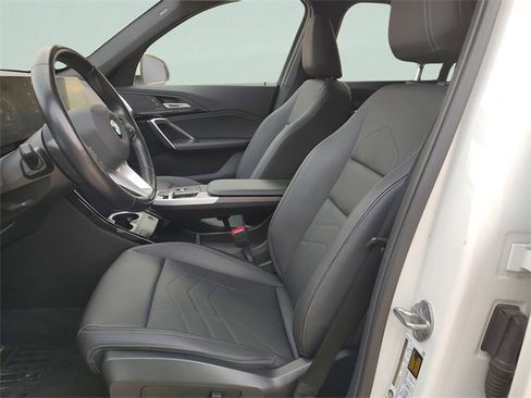 Used 2023 BMW X1 xDrive28i image 31