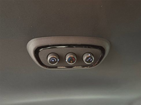 Used 2022 Dodge Durango GT image 26