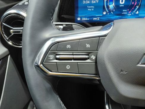Used 2026 Chevrolet Equinox LT AWD/4WD image 29