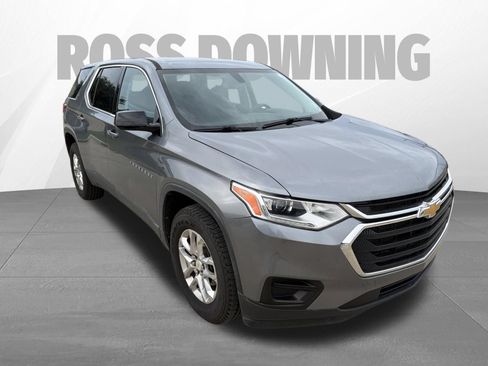 Used 2020 Chevrolet Traverse LS FWD image 3