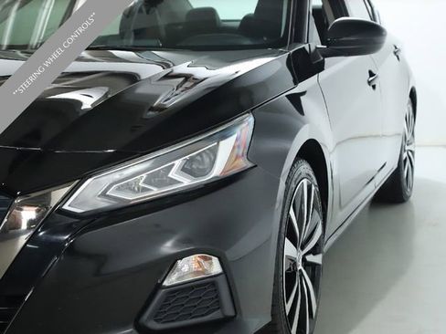 Used 2019 Nissan Altima 2.5 SR image 6