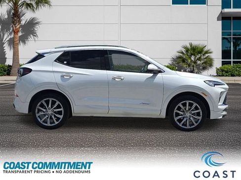 Used 2024 Buick Encore GX Avenir w/ Avenir Technology Package AWD/4WD image 5