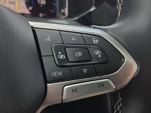 Certified 2023 Volkswagen Taos SEL AWD/4WD image 23
