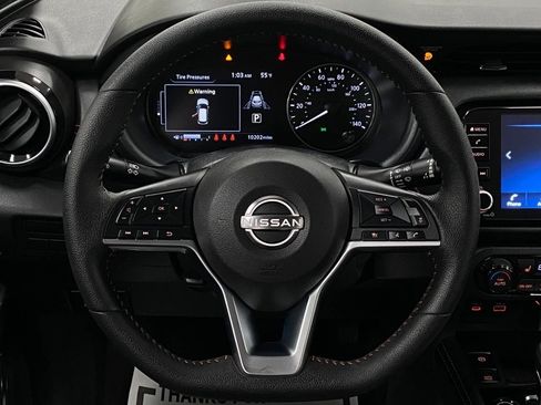 Certified 2024 Nissan Kicks SR w/ SR Premium Package FWD image 42