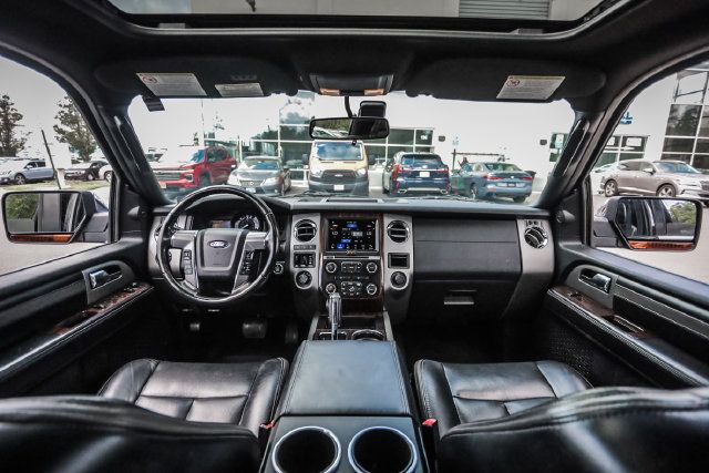 Used 2017 Ford Expedition Platinum AWD/4WD image 37