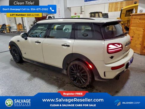 Used 2022 MINI Cooper Clubman S w/ Premium Package image 3