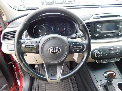 Used 2016 Kia Sorento FWD w/ LX Convenience Package image 28