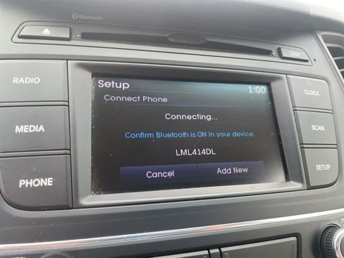 Used 2018 Hyundai Santa Fe Sport image 35