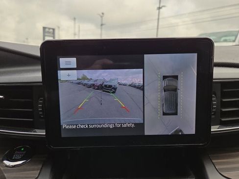 Used 2020 Ford Explorer Limited w/ Class III Trailer Tow Package image 20