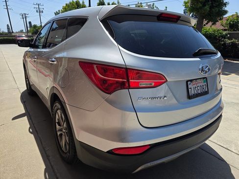 Used 2015 Hyundai Santa Fe Sport image 4