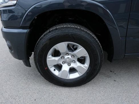 New 2026 RAM 1500 4x4 Crew Cab image 14