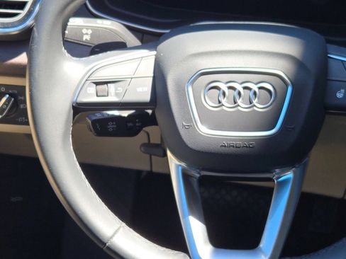 Used 2023 Audi Q5 e Premium Plus w/ Premium Plus Package AWD/4WD image 16