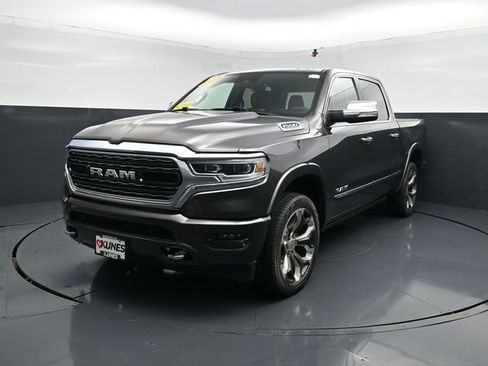 Used 2022 RAM 1500 Limited w/ Body-Colour Bumper Group AWD/4WD image 4