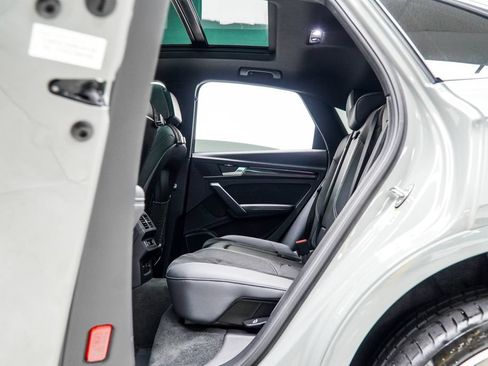 Used 2022 Audi SQ5 Prestige w/ Prestige Package AWD/4WD image 47