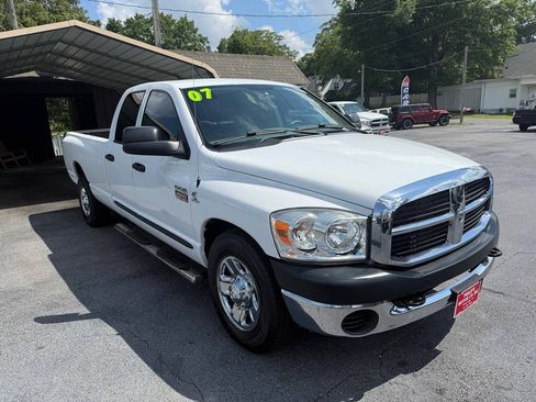Used 2007 Dodge Ram 2500 Truck ST RWD image 2