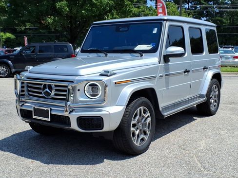 Used 2025 Mercedes-Benz G 550 image 1