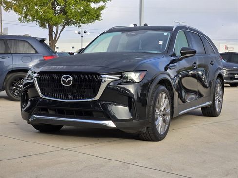 Used 2024 MAZDA CX-90 3.3 Turbo w/ Premium Package image 2