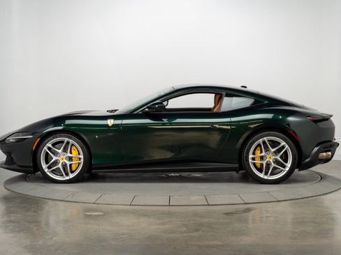 Certified 2022 Ferrari Roma image 9