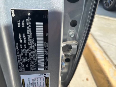 Used 2024 Lexus RX 350 Premium w/ Cold Area Package FWD image 4