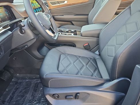 Used 2026 Volkswagen Atlas SE AWD/4WD image 17