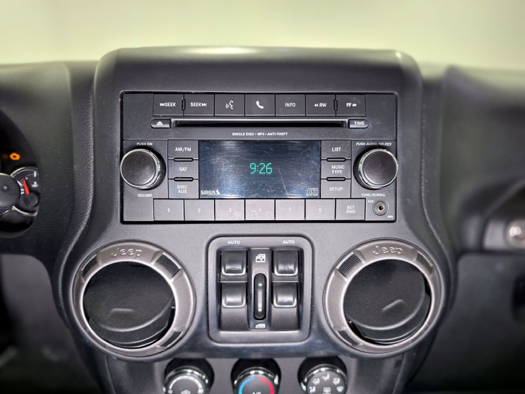 Used 2017 Jeep Wrangler Unlimited Sport w/ Quick Order Package 24S AWD/4WD image 13