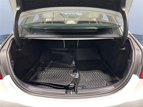 Certified 2022 Mercedes-Benz C 300 4MATIC Sedan image 11