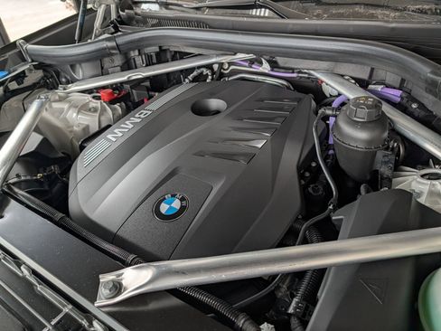 New 2026 BMW X5 xDrive40i w/ M Sport Package image 25