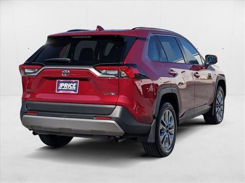 Used 2024 Toyota RAV4 Limited FWD image 5