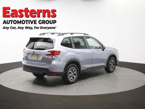 Used 2022 Subaru Forester Premium AWD/4WD image 44