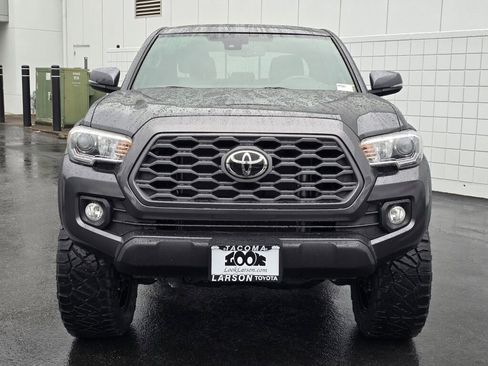 Used 2023 Toyota Tacoma TRD Off-Road w/ Technology Package image 8