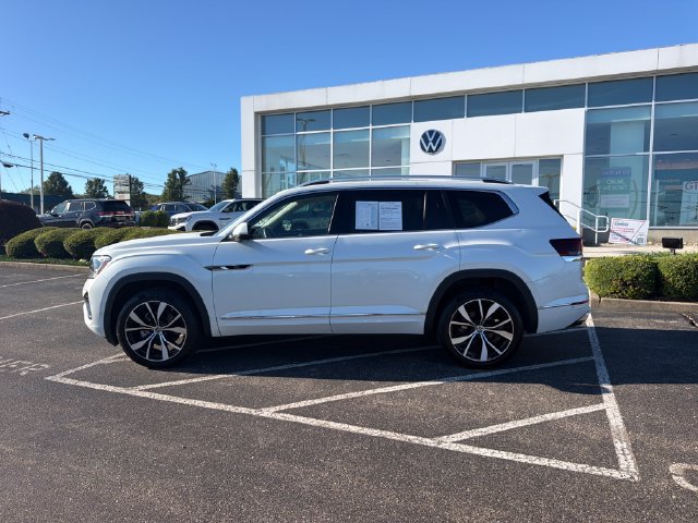 Used 2024 Volkswagen Atlas SEL Premium R-Line AWD/4WD image 7