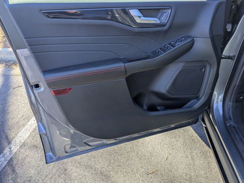 New 2026 Ford Escape ST-Line w/ Tech Pack #1 image 9