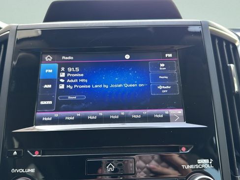 Used 2023 Subaru Forester Premium AWD/4WD image 11