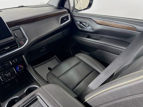 Used 2023 Chevrolet Tahoe Premier AWD/4WD image 26