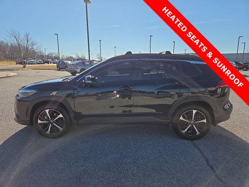 Used 2025 Toyota Corolla Cross AWD Hybrid image 3