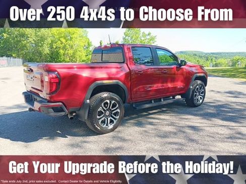 Used 2024 GMC Canyon AT4 w/ Canyon Safety Plus Package AWD/4WD image 4
