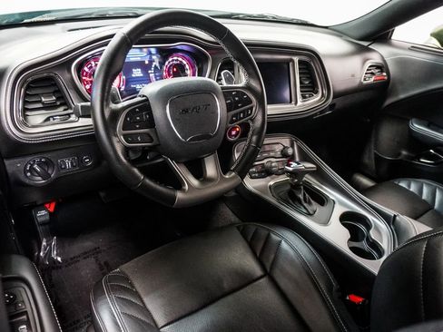 Used 2023 Dodge Challenger SRT Hellcat w/ Driver Convenience Group RWD image 10