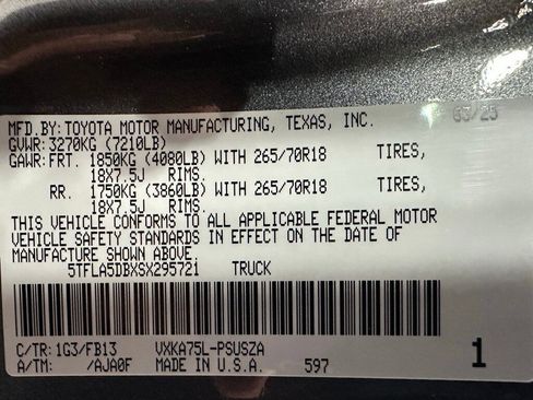 Used 2025 Toyota Tundra SR5 image 11