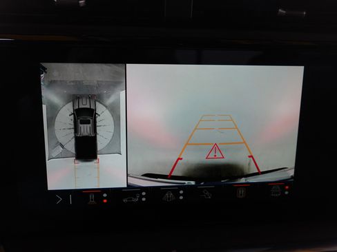 Used 2024 GMC Sierra 2500 Denali Ultimate w/ Max Trailering Package image 30