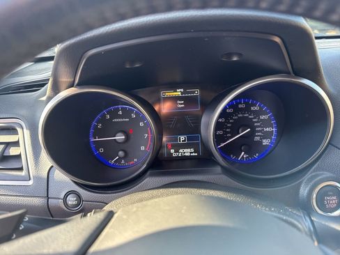 Used 2017 Subaru Outback 3.6R Limited image 24