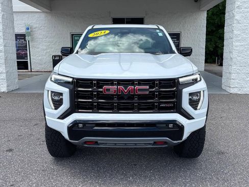 Used 2024 GMC Canyon AT4X AWD/4WD image 22