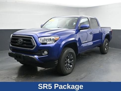 Used 2023 Toyota Tacoma SR5 AWD/4WD image 5