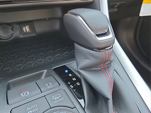 Certified 2025 Toyota RAV4 SE AWD/4WD image 26