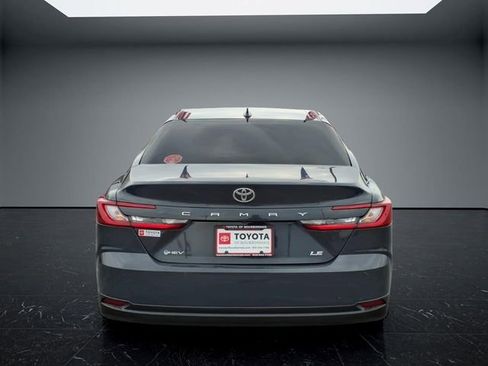 Used 2025 Toyota Camry LE FWD image 4